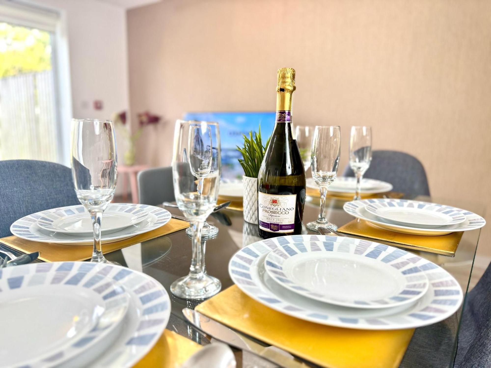 Horizon House, Stunning 2-Bedroom Flat 1, Parking, Netflix, Oxford Exteriér fotografie
